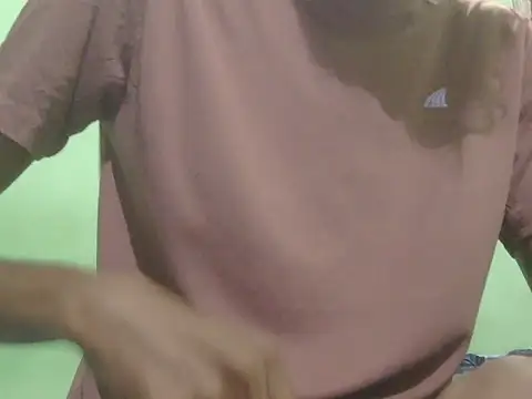 rockyy23boy online show from April 21, 2026, 3:39 pm