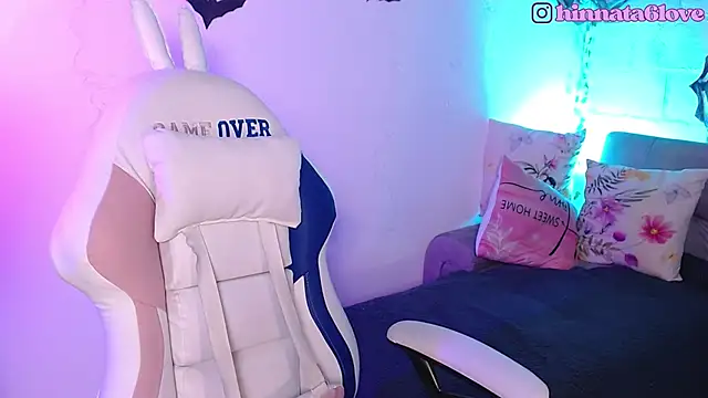 hinnata lovely online show from October 20, 2025, 12:05 pm