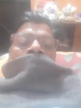 Snapshot of Puneet_1234 chatting on January 17, 2026, 4:33 pm Puneet 1234 online show from January 17, 2026, 4:33 pm