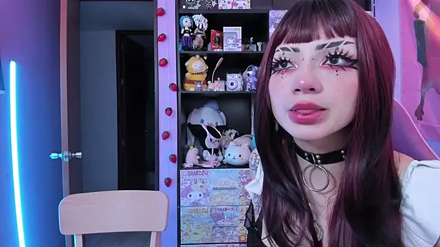 Vero Osb  online show from April 25, 2026, 12:57 am