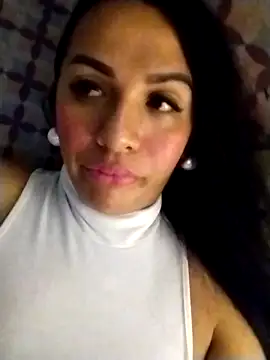 Snapshot of enoria1992 chatting on October 7, 2025, 3:20 pm enoria1992 online show from October 7, 2025, 3:20 pm