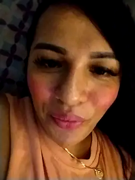 Snapshot of enoria1992 chatting on October 17, 2025, 5:59 pm enoria1992 online show from October 17, 2025, 5:59 pm