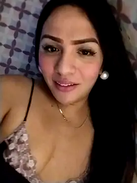 Snapshot of enoria1992 chatting on November 7, 2025, 8:09 pm enoria1992 online show from November 7, 2025, 8:09 pm