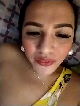 Snapshot of enoria1992 chatting on November 11, 2025, 7:08 am enoria1992 online show from November 11, 2025, 7:08 am