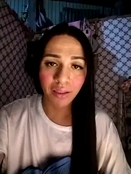 enoria1992 online show from April 13, 2026, 1:05 pm