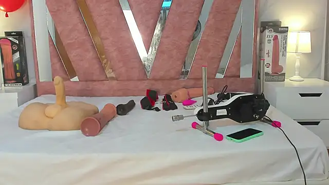 Snapshot of Wonderkloe_ chatting on February 17, 2026, 7:31 pm Wonderkloe online show from February 17, 2026, 7:31 pm