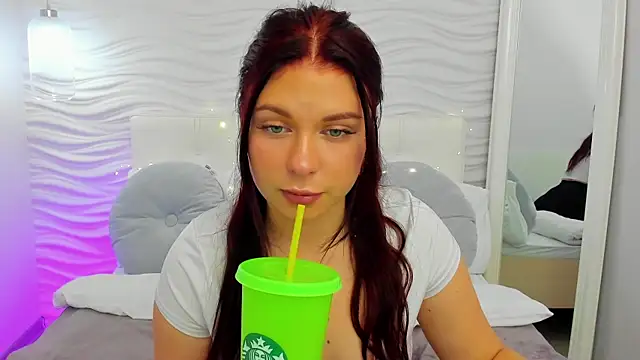 Snapshot of LizyBex chatting on October 24, 2025, 5:37 am LizyBex online show from October 24, 2025, 5:37 am