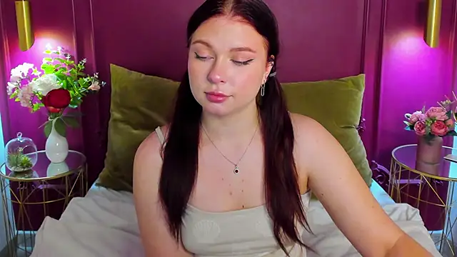 Snapshot of LizyBex chatting on November 11, 2025, 8:31 pm LizyBex online show from November 11, 2025, 8:31 pm