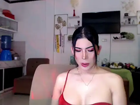 Snapshot of goddessofbigcock1234 chatting on February 4, 2026, 2:39 am goddessofbigcock1234 online show from February 4, 2026, 2:39 am