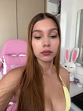 Nikii   online show from April 20, 2026, 3:26 pm