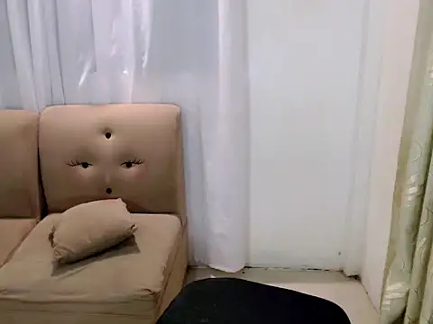 takemeinheaven25 online show from September 26, 2025, 9:24 am