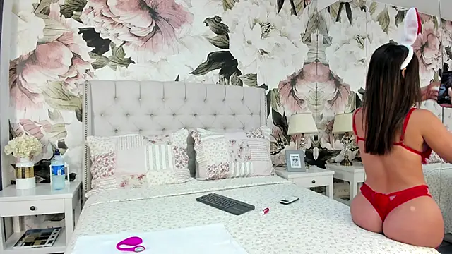 MaddyMay  online show from November 17, 2025, 7:52 pm