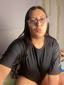 Snapshot of Velma_star chatting on February 22, 2026, 10:03 am Velma star online show from February 22, 2026, 10:03 am