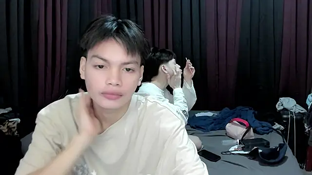 Snapshot of hotfreshdior chatting on December 18, 2025, 8:15 pm hotfreshdior online show from December 18, 2025, 8:15 pm