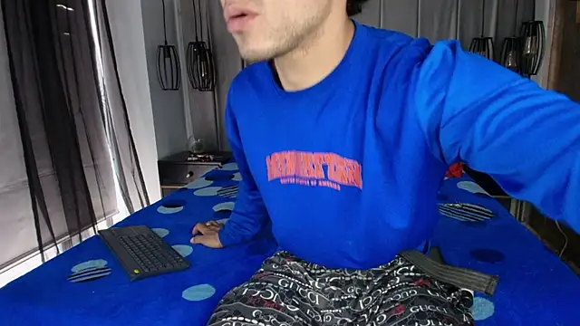 Thonixxx mr online show from April 10, 2026, 4:01 pm