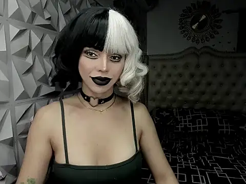 janecomander online show from April 20, 2026, 2:53 pm