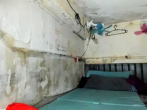 Snapshot of manilafoxts chatting on January 7, 2026, 4:09 pm manilafoxts online show from January 7, 2026, 4:09 pm