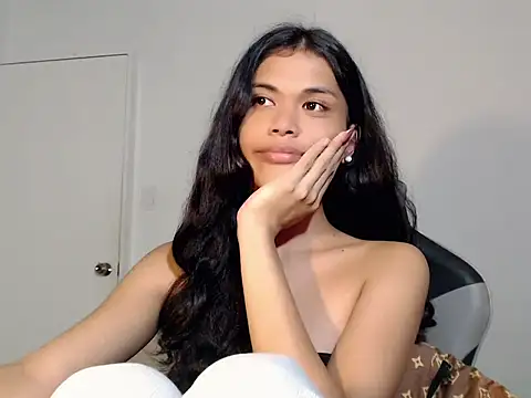 urcurlydiva online show from December 2, 2025, 5:52 pm