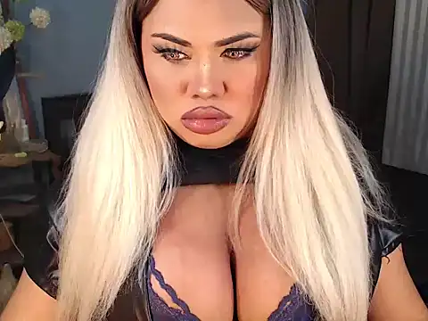 KitSmithCumerr online show from October 21, 2025, 1:01 pm