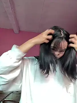 Daisy018 online show from September 12, 2025, 1:06 am