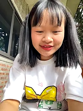 Daisy018 online show from October 17, 2025, 1:53 am