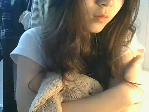 Linzly online show from September 17, 2025, 4:41 pm