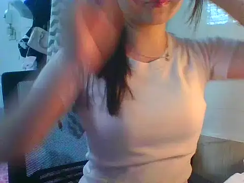 Linzly online show from November 30, 2025, 2:59 am