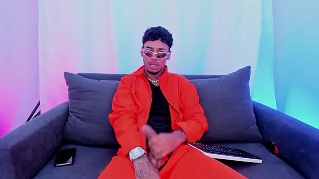 Snapshot of Thiagoferreti chatting on November 1, 2025, 7:49 pm Thiagoferreti online show from November 1, 2025, 7:49 pm