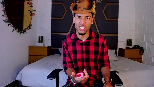 Snapshot of Thiagoferreti chatting on November 26, 2025, 7:37 pm Thiagoferreti online show from November 26, 2025, 7:37 pm