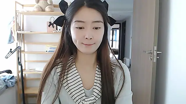 Snapshot of Mimi-cnbaby chatting on April 4, 2026, 6:44 am Mimi-cnbaby online show from April 4, 2026, 6:44 am