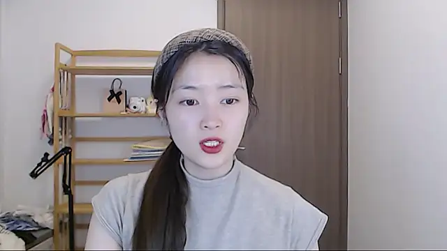 Snapshot of Mimi-cnbaby chatting on April 19, 2026, 1:21 pm Mimi-cnbaby online show from April 19, 2026, 1:21 pm