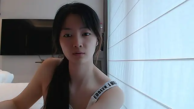 Snapshot of Mimi-cnbaby chatting on May 15, 2026, 4:08 am Mimi-cnbaby online show from May 15, 2026, 4:08 am