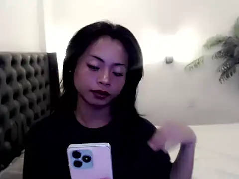 Menxie18 online show from April 15, 2026, 9:04 pm