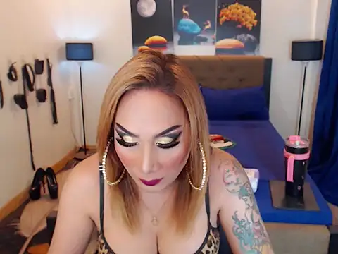 Allysonevanns online show from September 12, 2025, 10:48 am