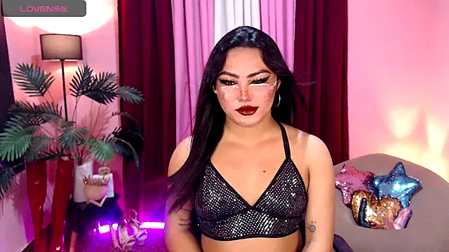 Unique Maya online show from October 17, 2025, 7:44 am