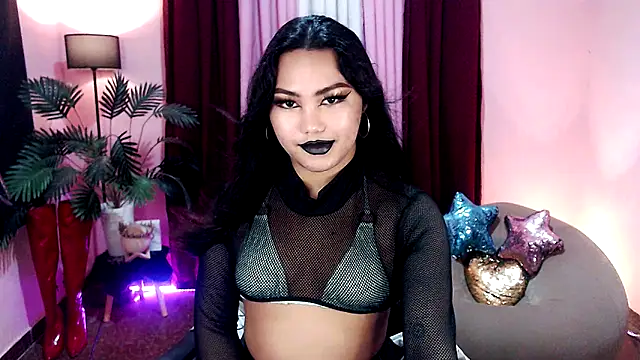 Unique Maya online show from November 3, 2025, 8:59 am