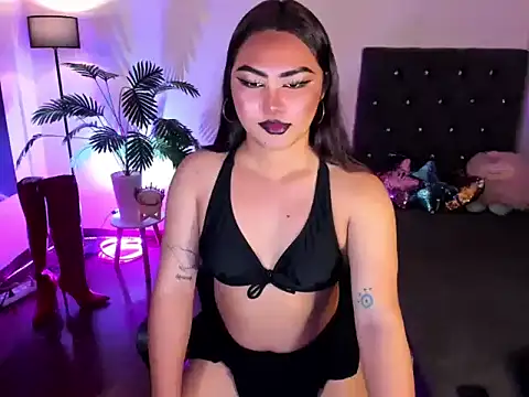 Unique Maya online show from April 8, 2026, 2:33 am