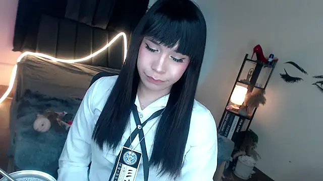 Veniceseduction online show from March 25, 2026, 2:23 pm