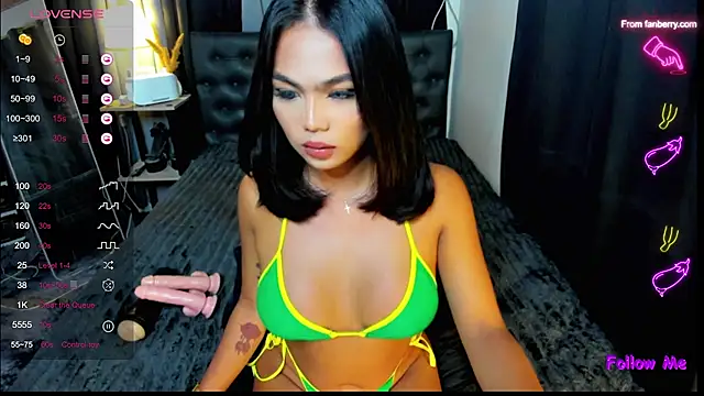 Snapshot of ScarletgraysonX chatting on July 15, 2026, 7:52 pm ScarletgraysonX online show from July 15, 2026, 7:52 pm