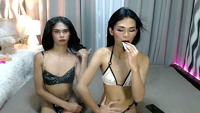 Kiah Wyatt online show from April 23, 2026, 1:29 am