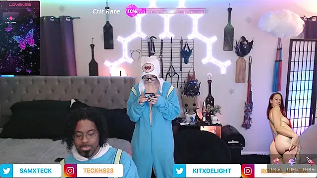 SamXTeck online show from December 1, 2025, 1:54 am