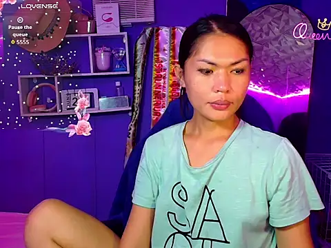 urgirljane online show from June 27, 2026, 10:09 am