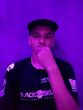 Thpaugrosso online show from November 25, 2025, 3:50 am