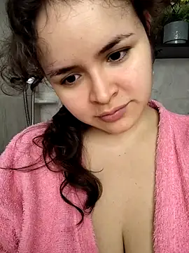 SeleneLuminari8 online show from March 28, 2026, 1:33 pm