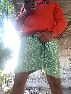 Sunny cute love online show from November 19, 2025, 3:06 am