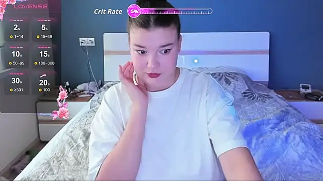 LinaElasm online show from November 19, 2025, 7:30 am