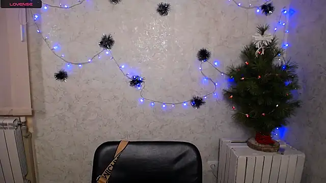 Snapshot of AmandaDimond_ chatting on December 14, 2025, 12:54 pm AmandaDimond online show from December 14, 2025, 12:54 pm