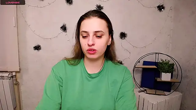 Snapshot of AmandaDimond_ chatting on February 5, 2026, 12:43 pm AmandaDimond online show from February 5, 2026, 12:43 pm