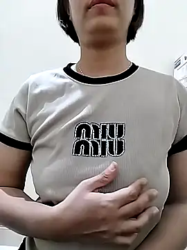 love sexy090 online show from October 31, 2025, 12:33 am