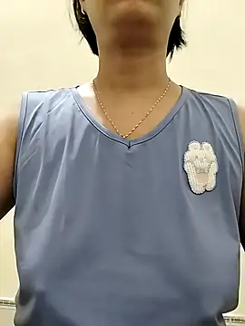 love sexy090 online show from April 9, 2026, 12:10 am